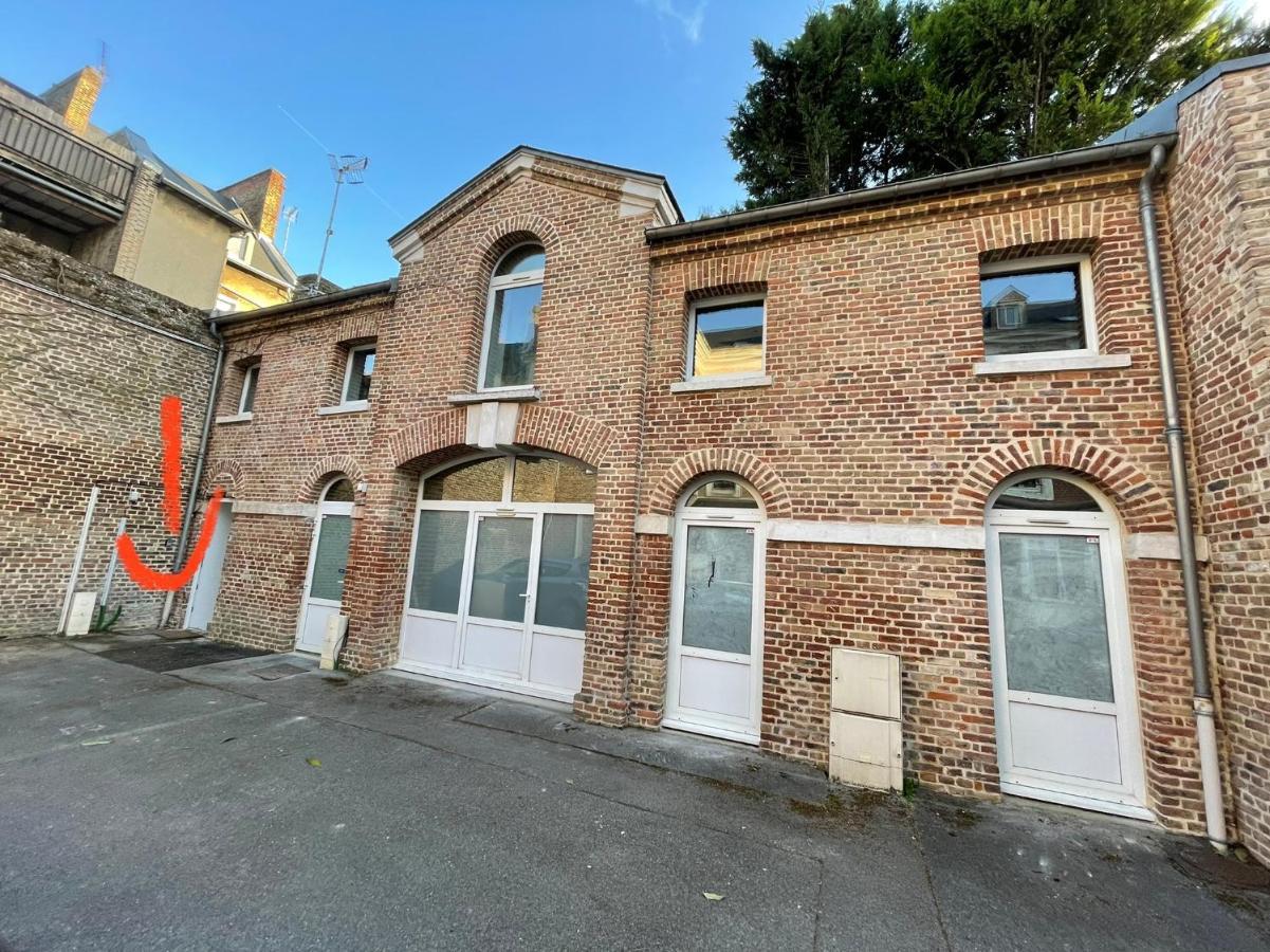 Apartment Superbe Appartement-sauna-cinema-parking-gare
